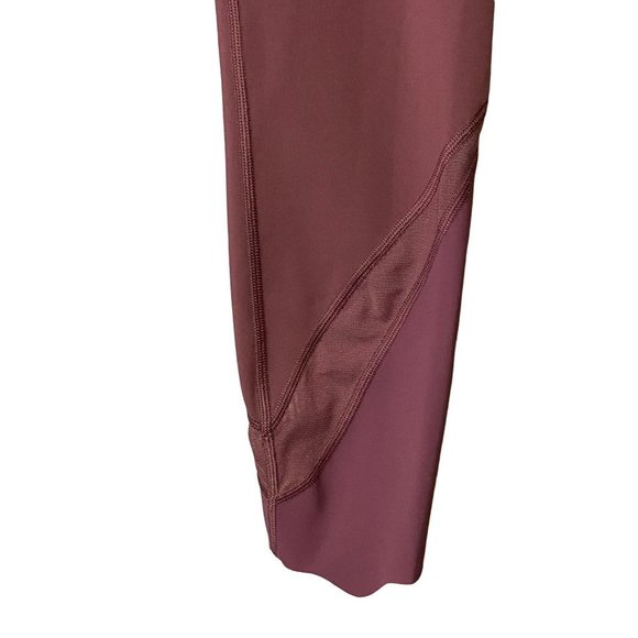 Lululemon Wunder Under Crop Luxtreme High Rise Roll Down Waist sz 6 - Picture 2 of 9